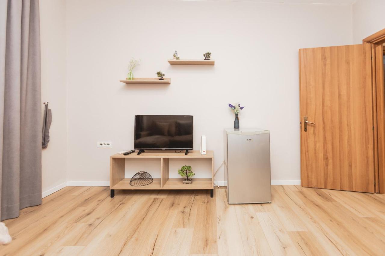 New Apartment At New Bazaar - Tirana City Center エクステリア 写真