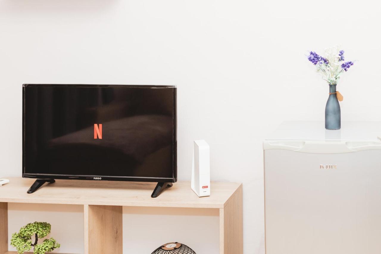 New Apartment At New Bazaar - Tirana City Center エクステリア 写真