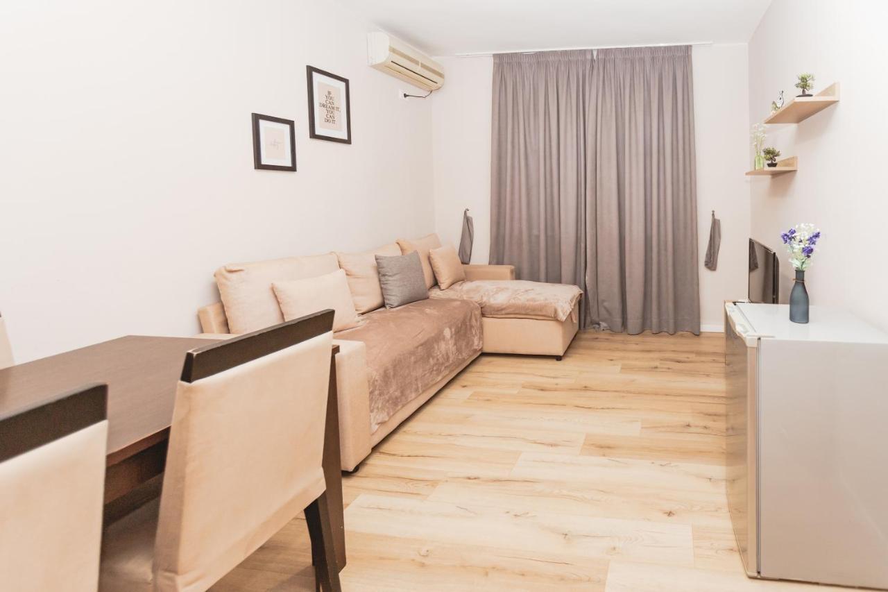 New Apartment At New Bazaar - Tirana City Center エクステリア 写真