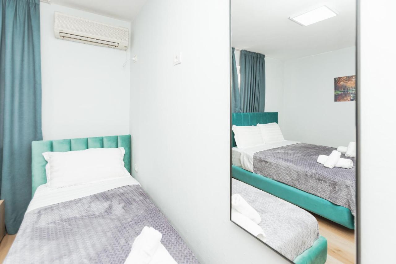 New Apartment At New Bazaar - Tirana City Center エクステリア 写真